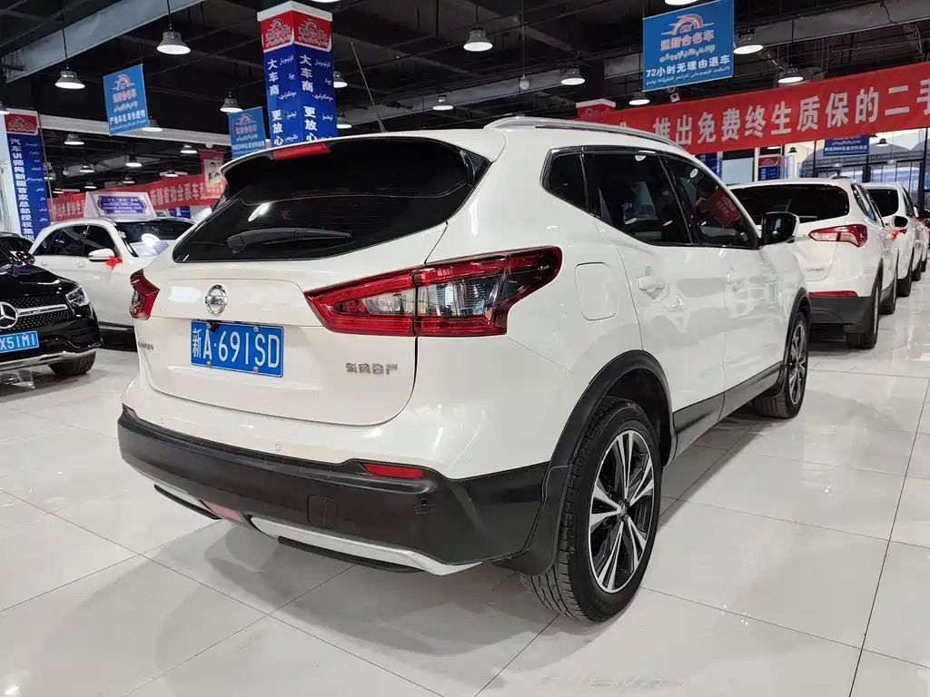 NISSAN QASHQAI