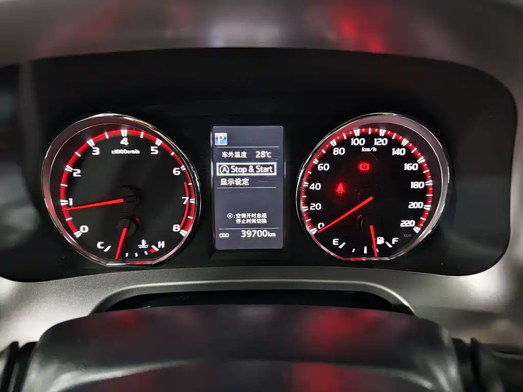 Toyota RAV4 — миниатюра 15