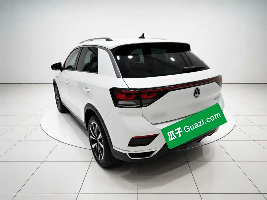 Volkswagen T-Roc — миниатюра 4