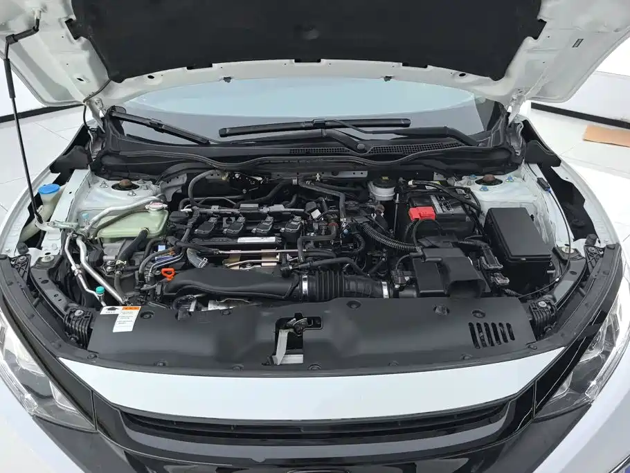 Honda Civic — миниатюра 10