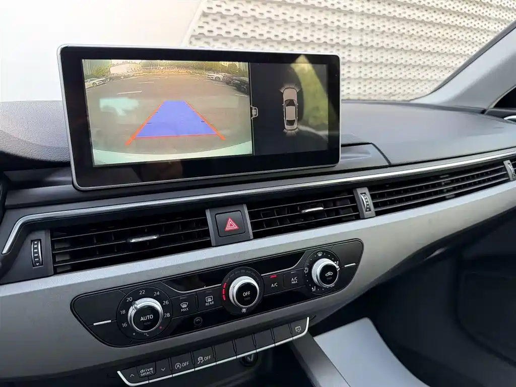 Audi A4L — миниатюра 20