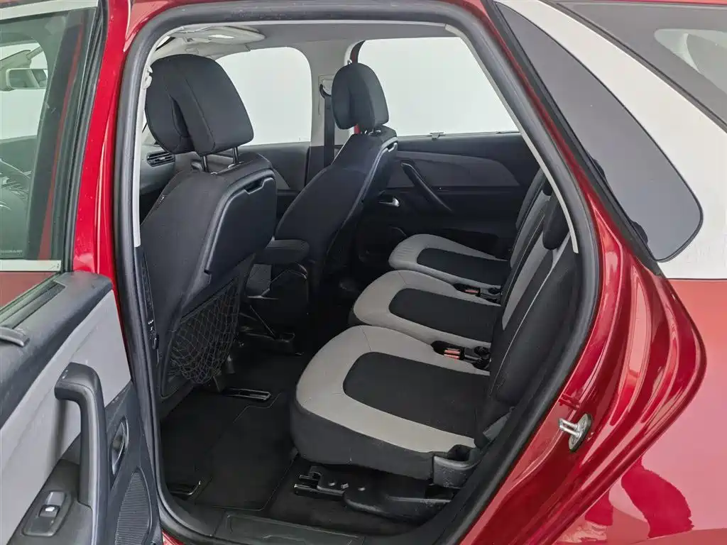 Citroen C4 Picasso — миниатюра 15