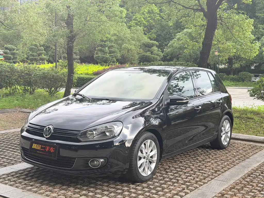 Купить Volkswagen Golf