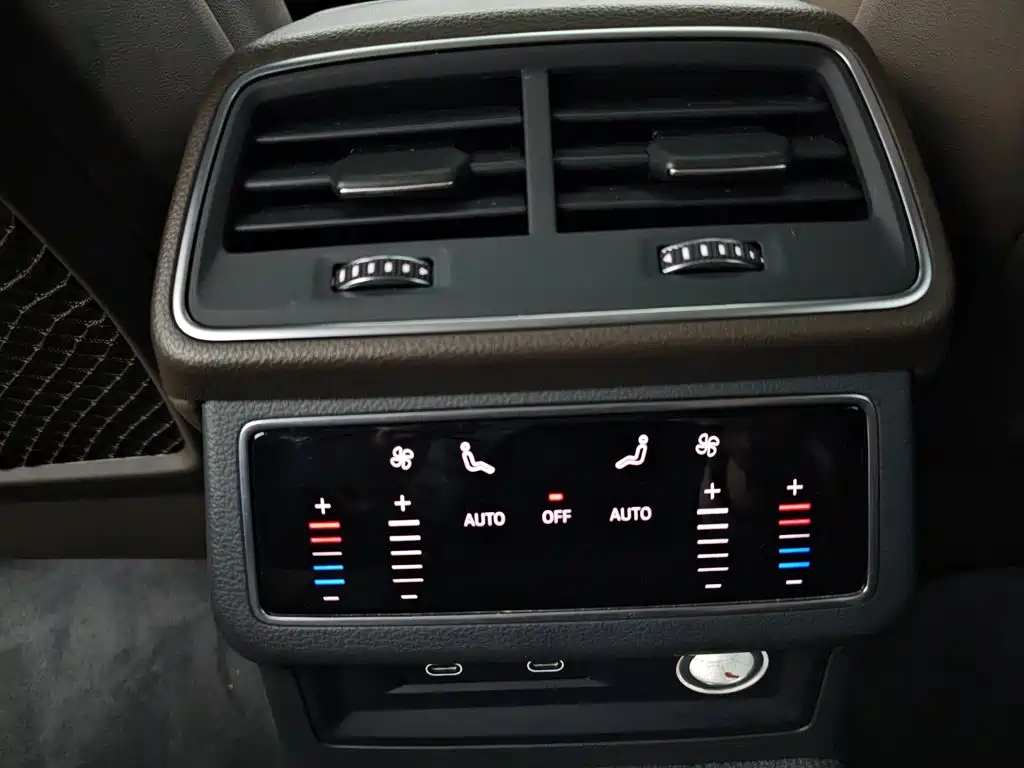 Audi A7L — миниатюра 11