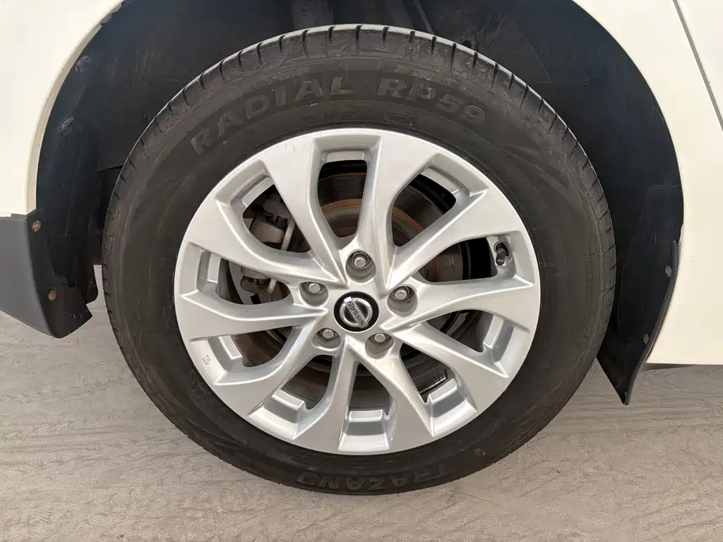 Nissan Sylphy — миниатюра 9