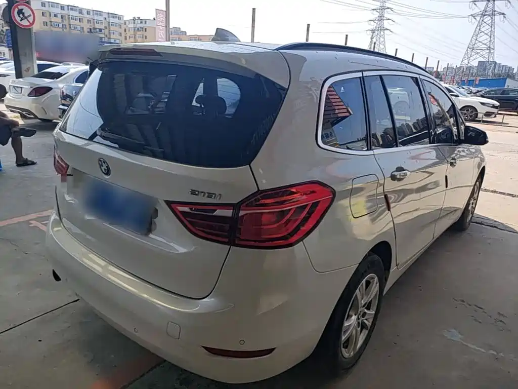 BMW 2 Series Gran Tourer — миниатюра 7