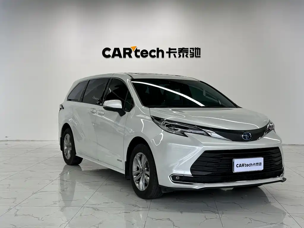 Toyota Sienna 2023 2.5L Comfort