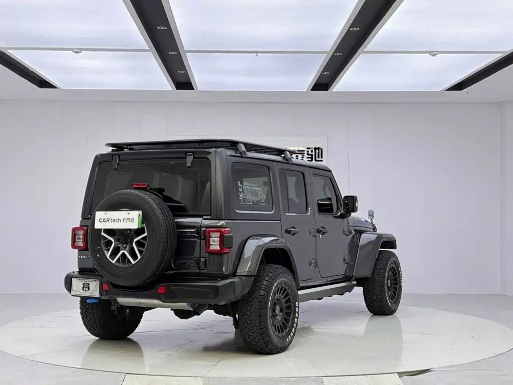 Jeep Wrangler PHEV — миниатюра 5