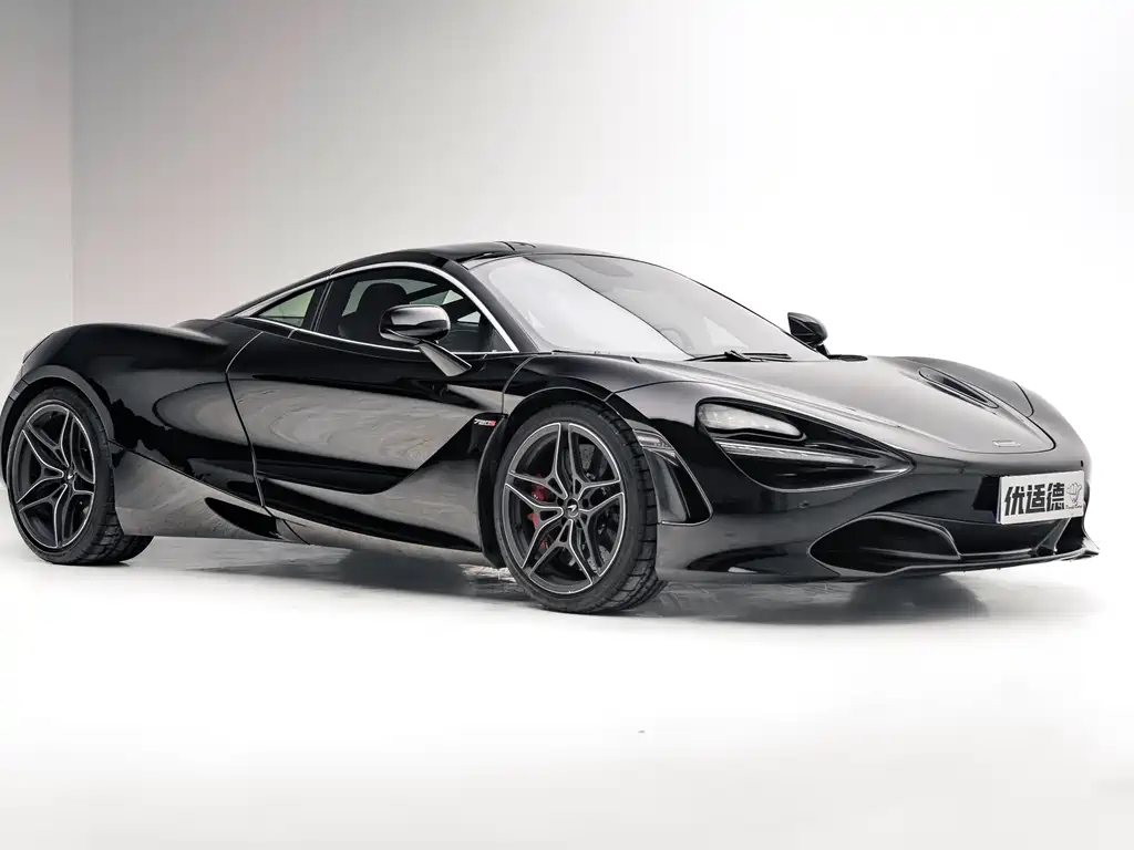 MCLAREN 720S