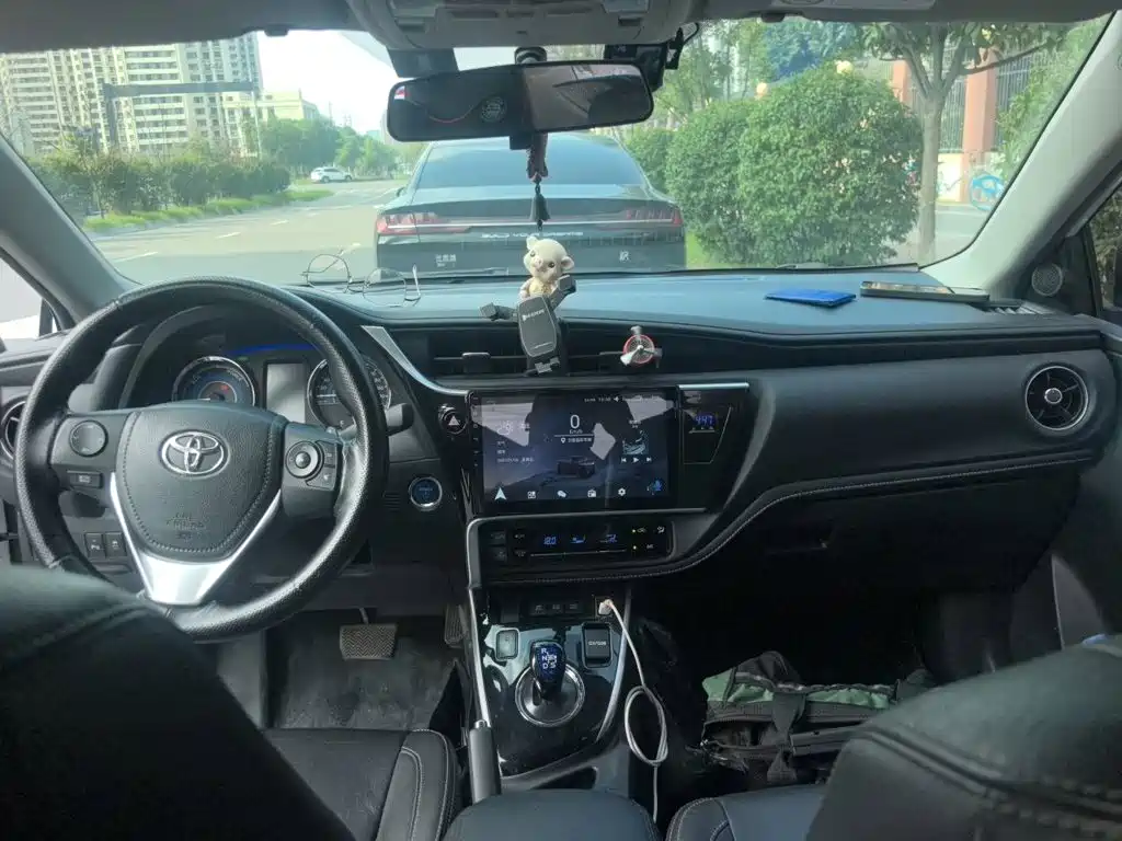 Toyota Corolla — миниатюра 13