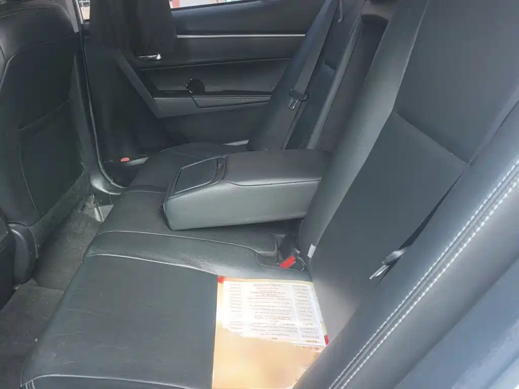 Toyota Corolla — миниатюра 15