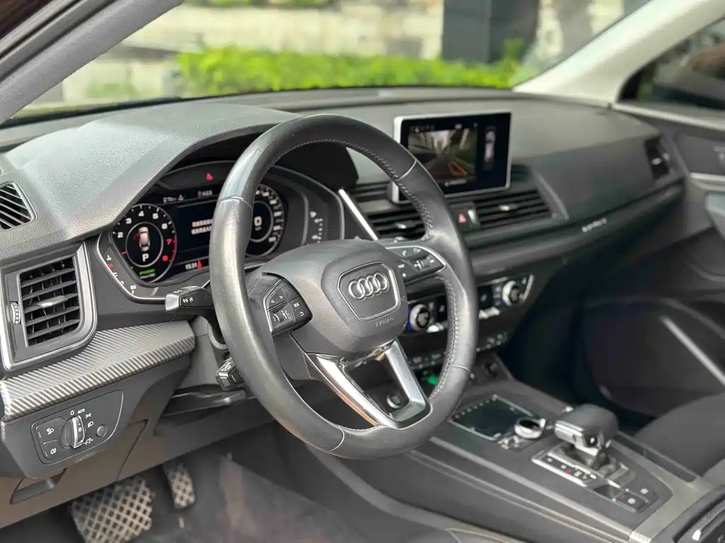 Audi Q5L — миниатюра 24