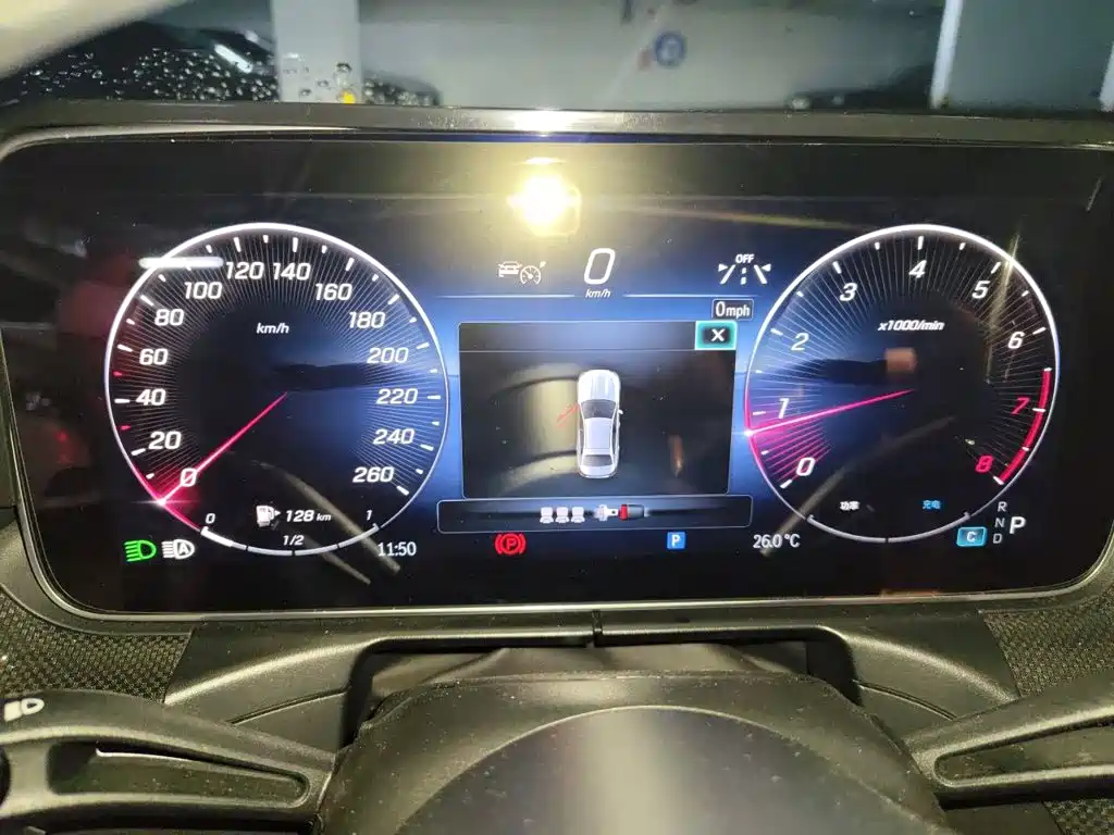 Mercedes-Benz C-Class — миниатюра 4