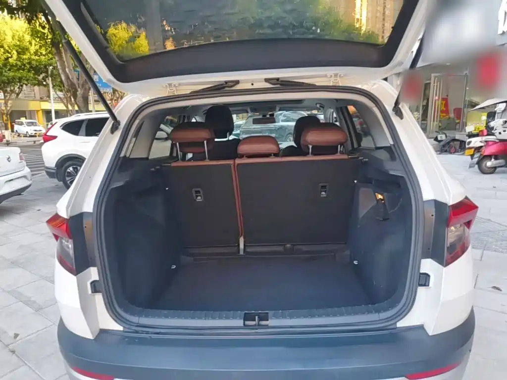 Skoda Karoq — миниатюра 19