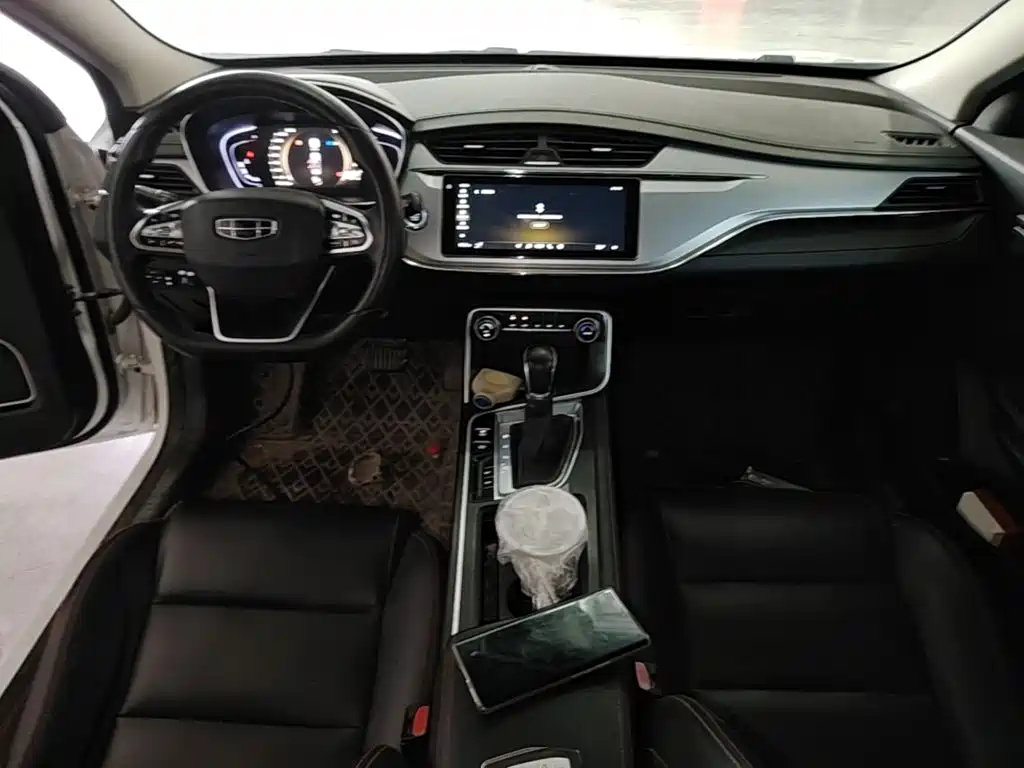 Geely Binrui — миниатюра 10