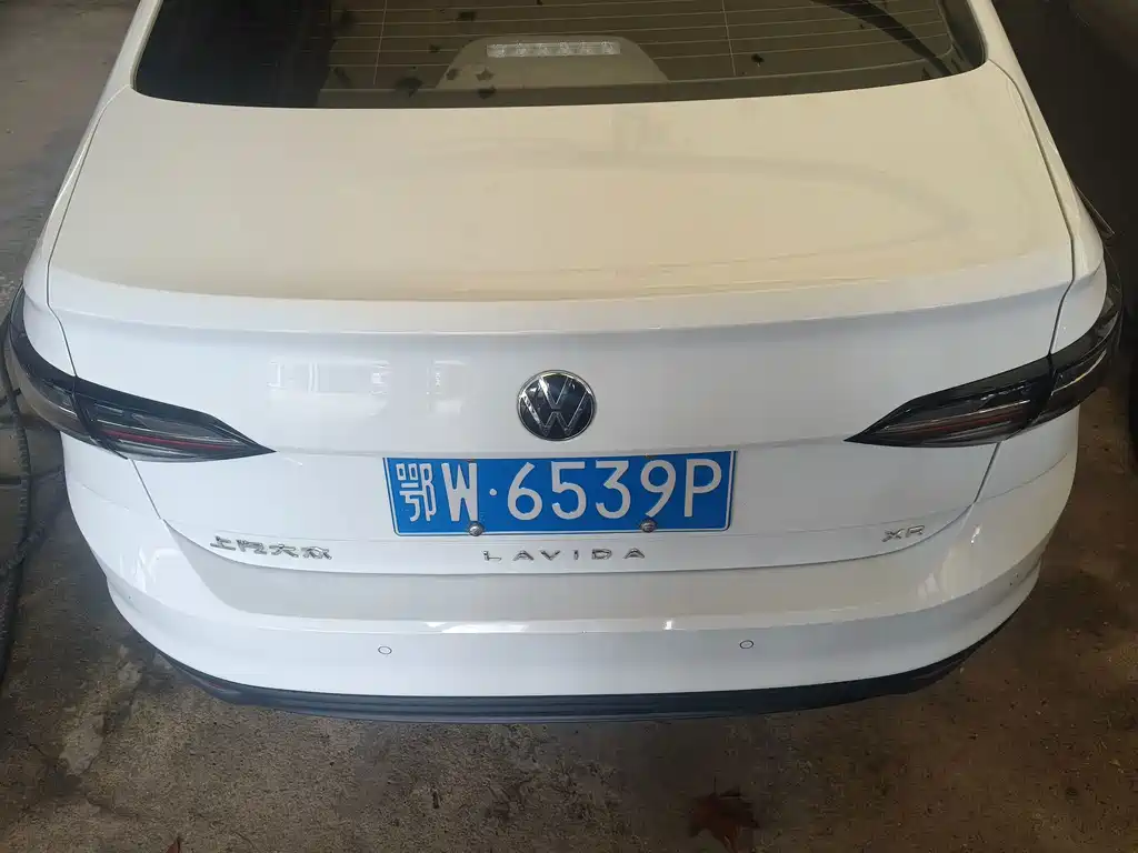 Volkswagen Lavida — миниатюра 13