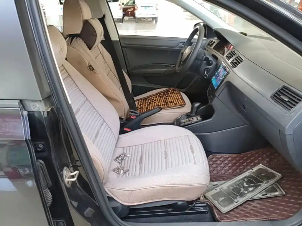 Volkswagen Santana — миниатюра 25