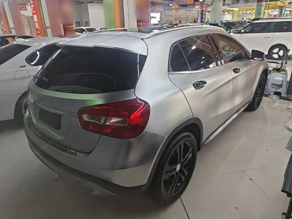 Mercedes-Benz GLA — миниатюра 7