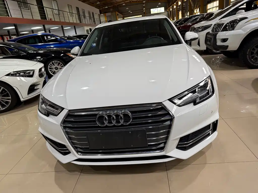 Audi A4L 2018 30 40 TFSI Fashion