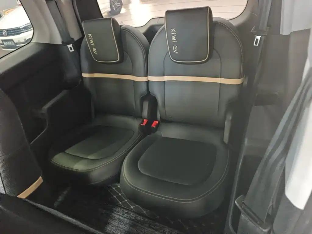 Baojun KiWi EV — миниатюра 17