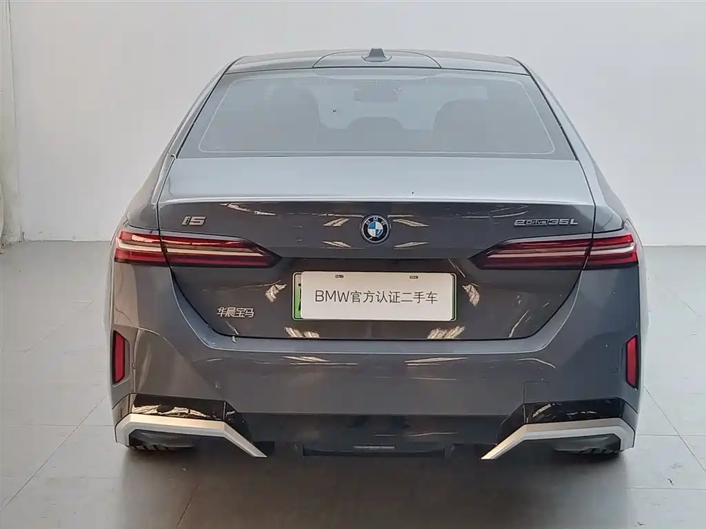 BMW i5 — миниатюра 5