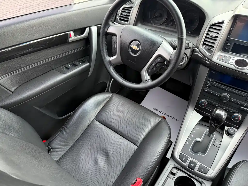 Chevrolet Captiva — миниатюра 16