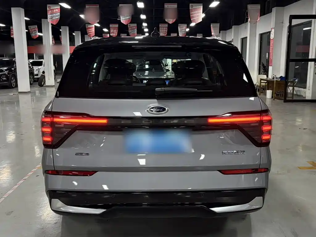 Ford Edge — миниатюра 13