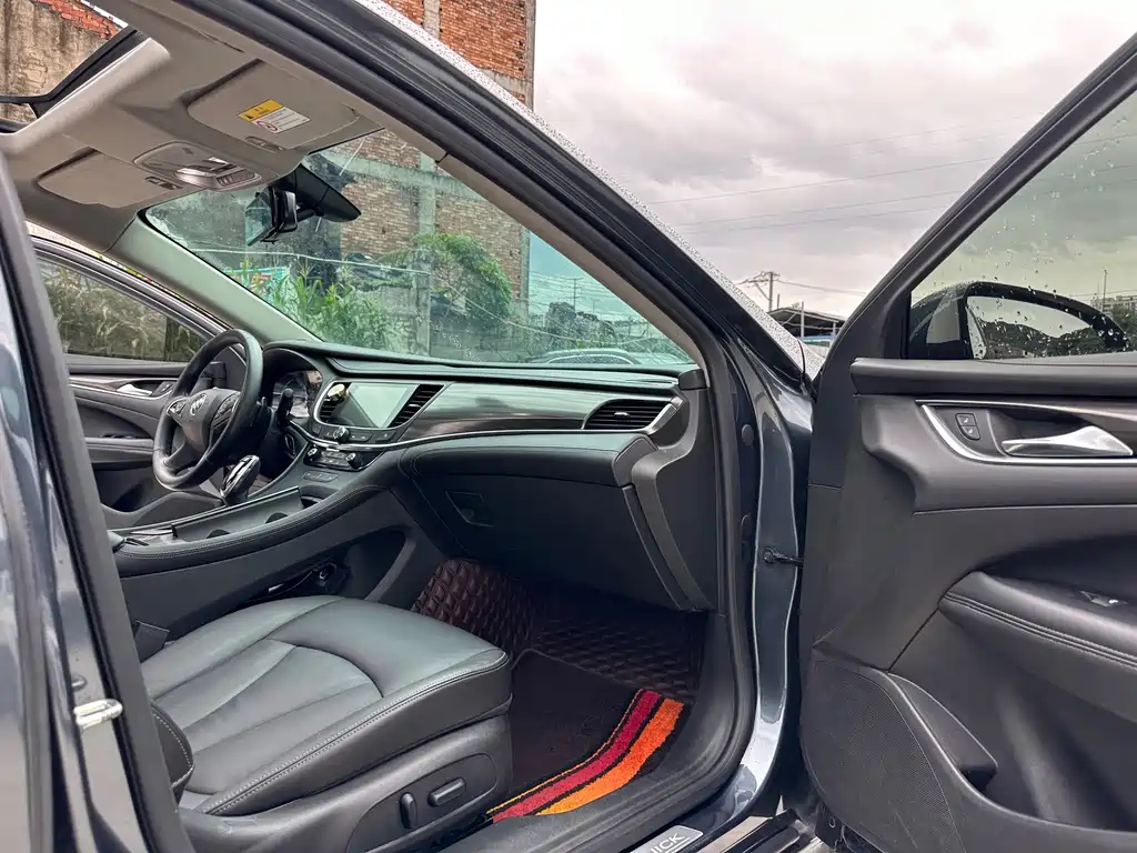 Buick LaCrosse — миниатюра 12