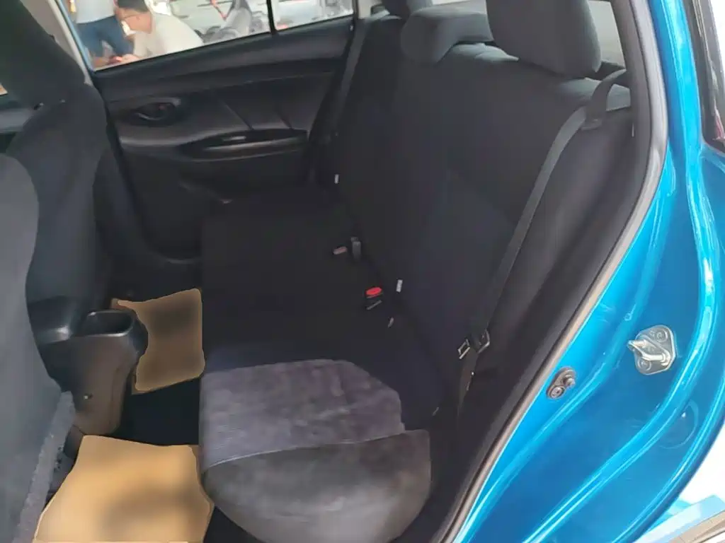 Toyota Yaris L — миниатюра 17