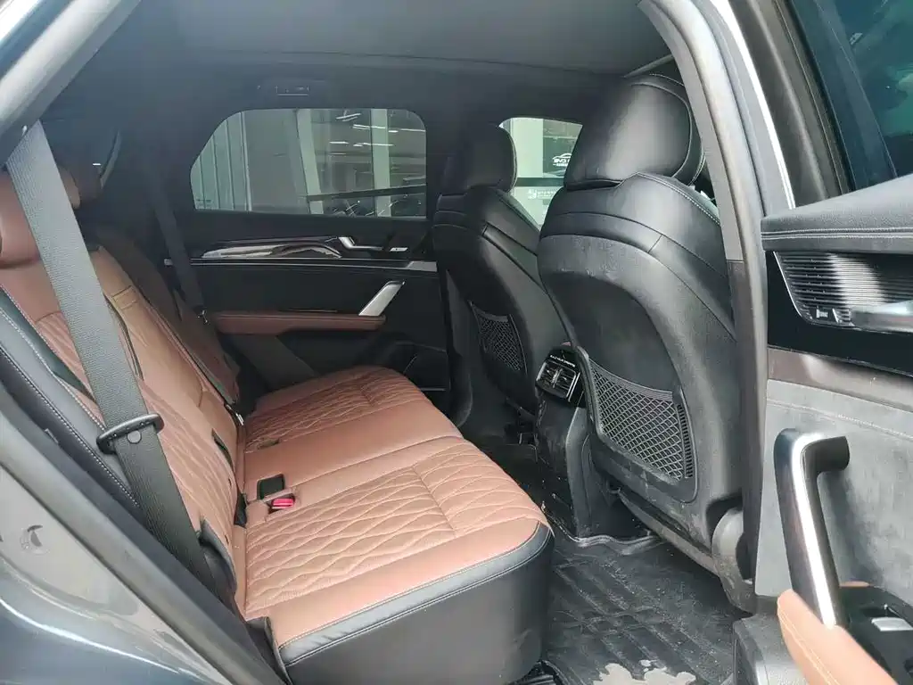 BYD Han — миниатюра 10