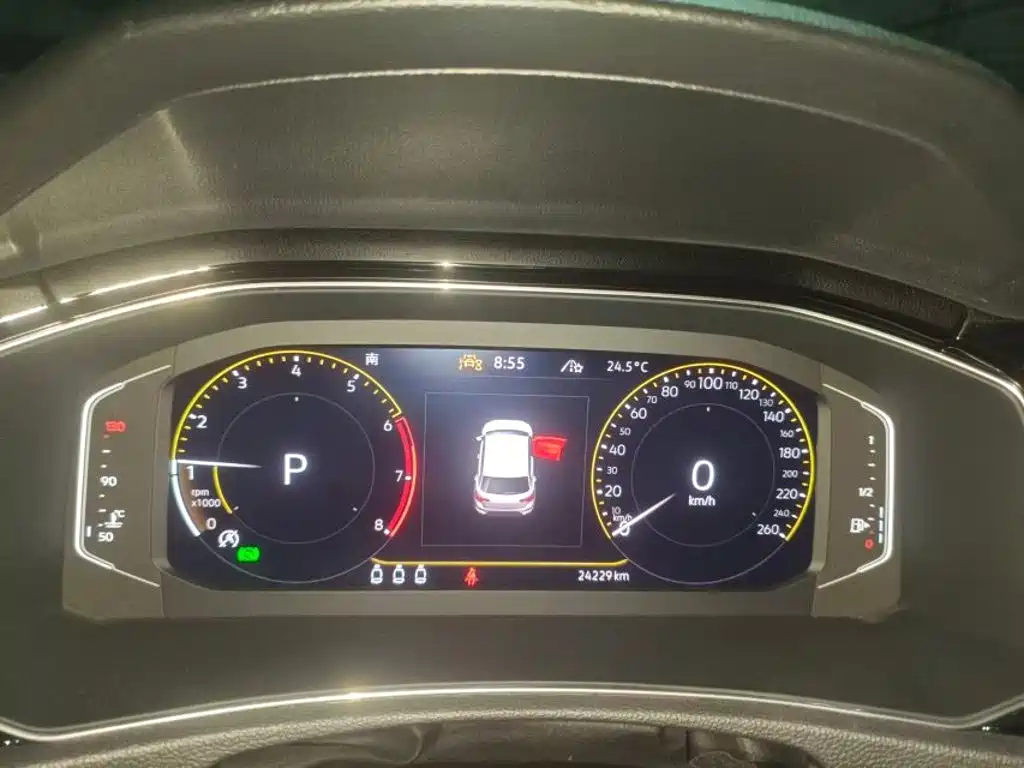 Volkswagen T-Roc — миниатюра 8