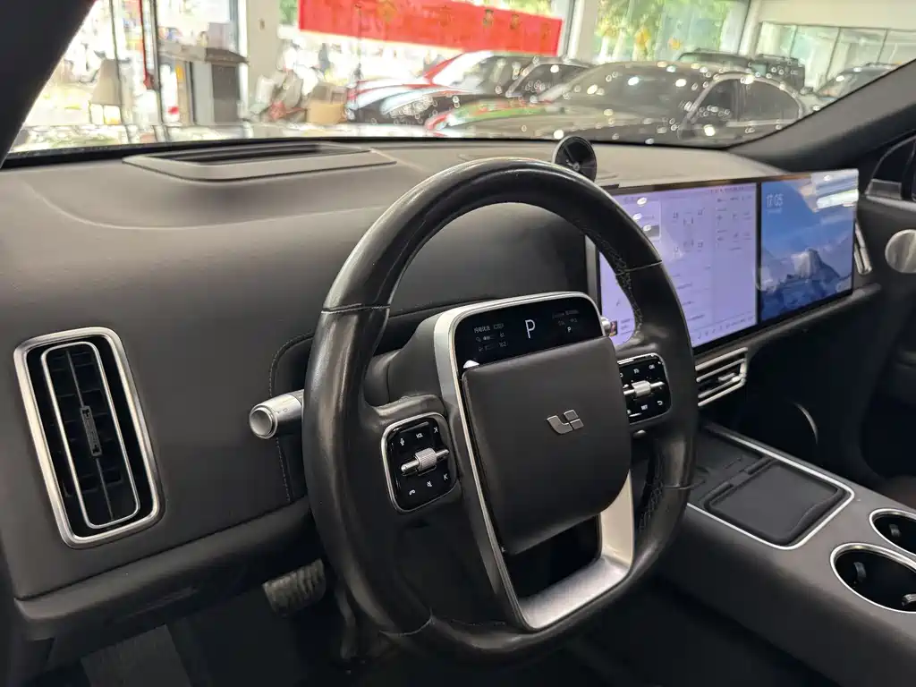 Li Auto IDEAL L8