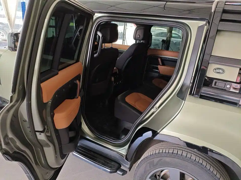 Land Rover Land Rover Defender 2023 110 3.0T P400 X