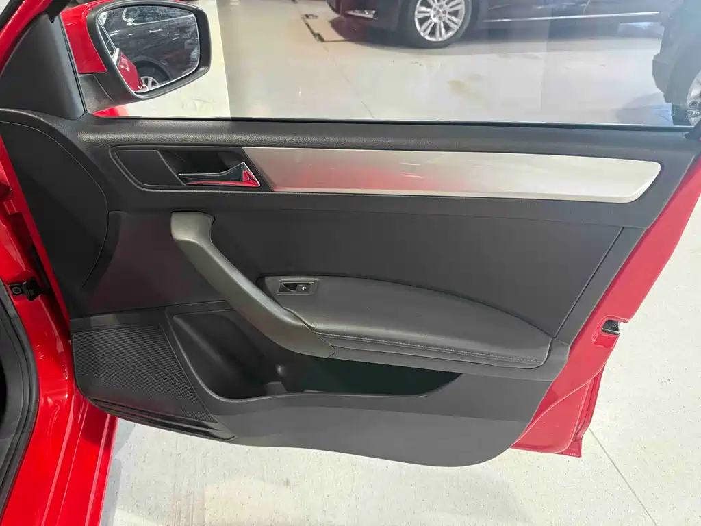 Skoda Rapid Spaceback — миниатюра 22