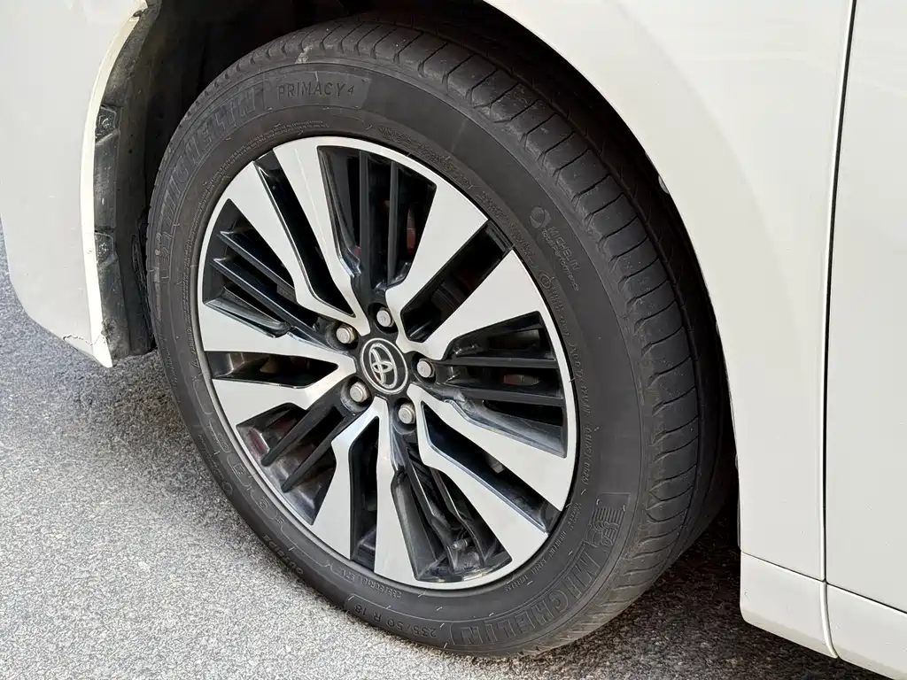 Toyota Alphard 2018 3.5L Luxury