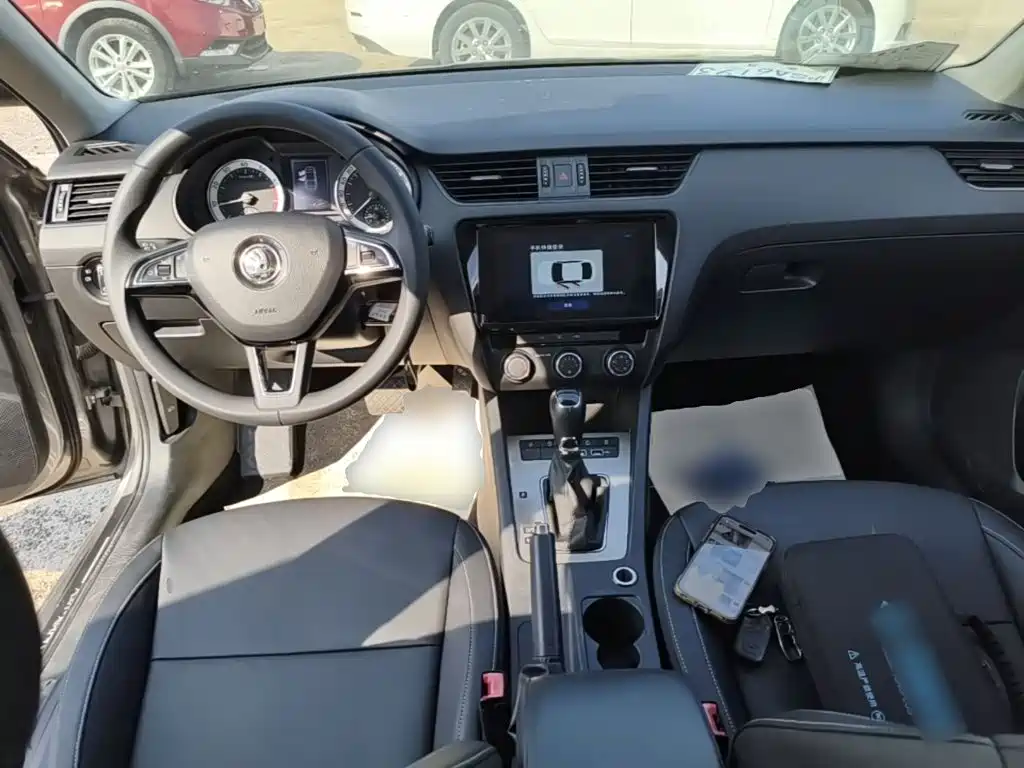Skoda Octavia — миниатюра 10