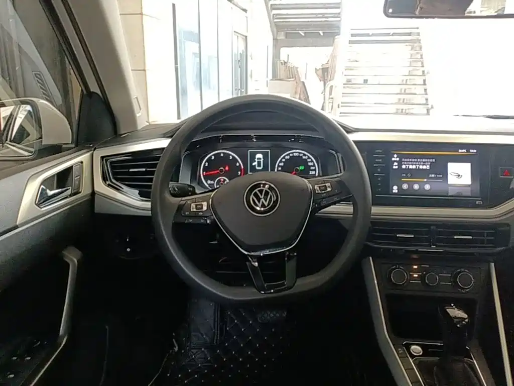 Volkswagen Polo — миниатюра 11