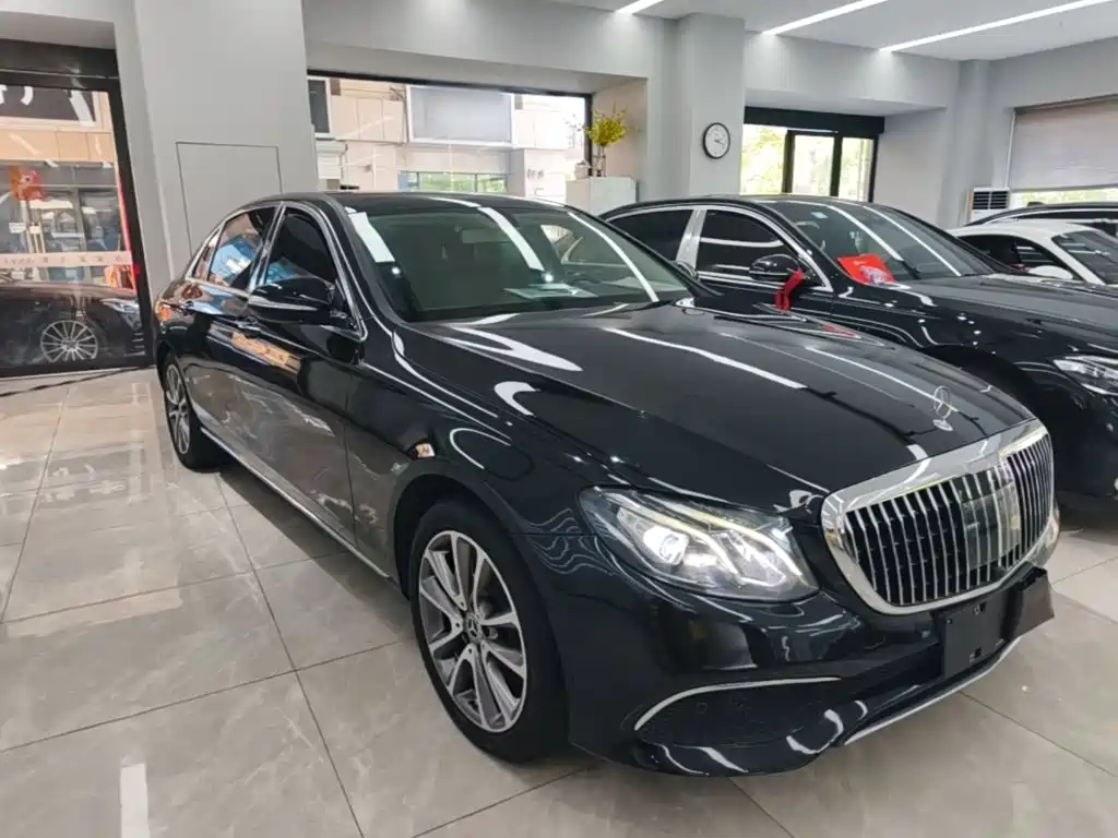 Mercedes-Benz E-Class — миниатюра 4