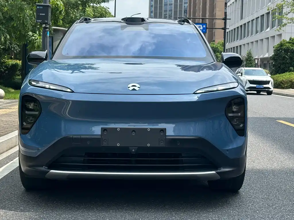NIO ES7