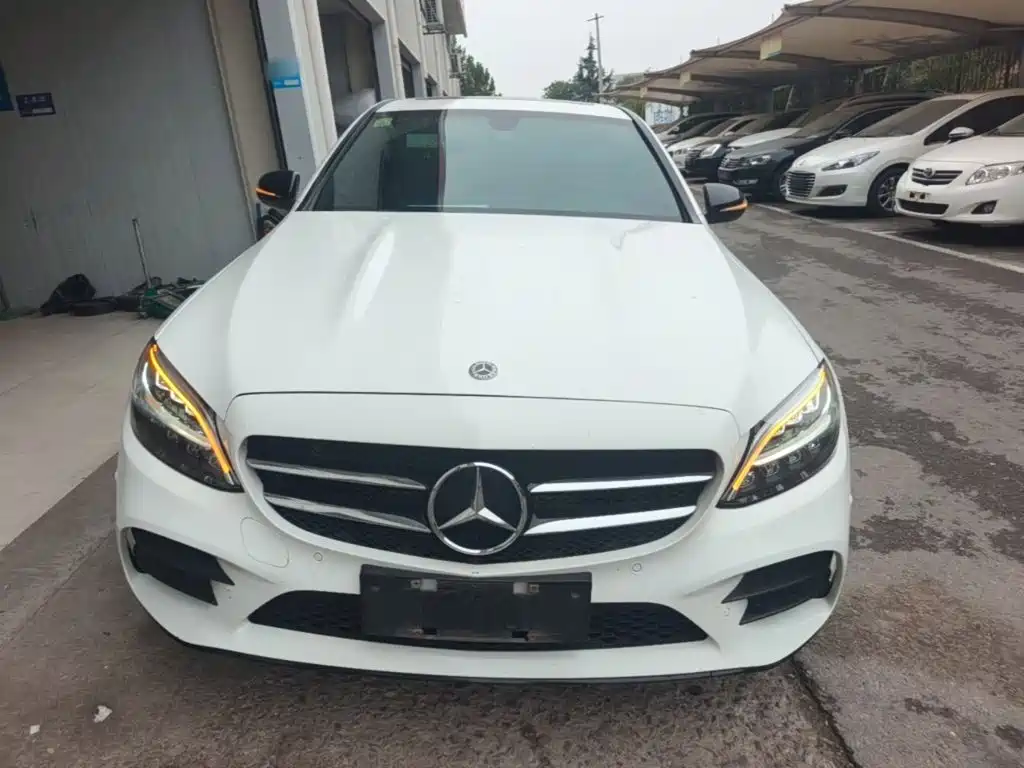 Mercedes-Benz C-Class — миниатюра 3