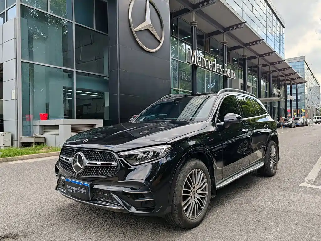 奔驰GLC 2024款 改款 GLC 300 L 4MATIC 动感型 7座 2024