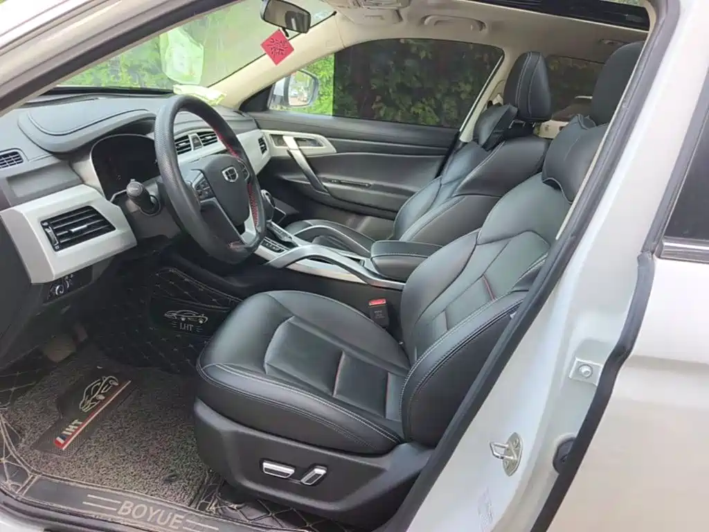 Geely Boyue — миниатюра 15