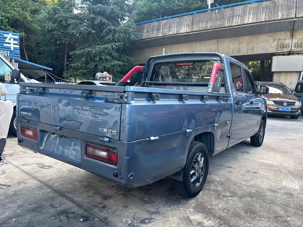 Wuling Journey — миниатюра 4