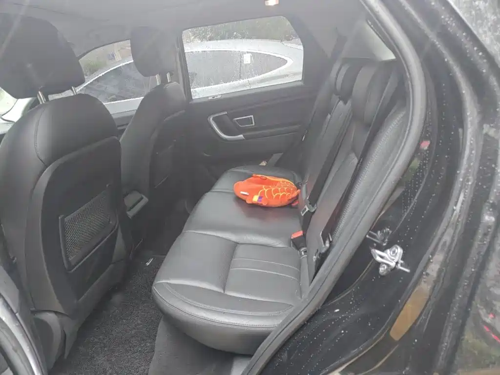 Land Rover Discovery Sport — миниатюра 15