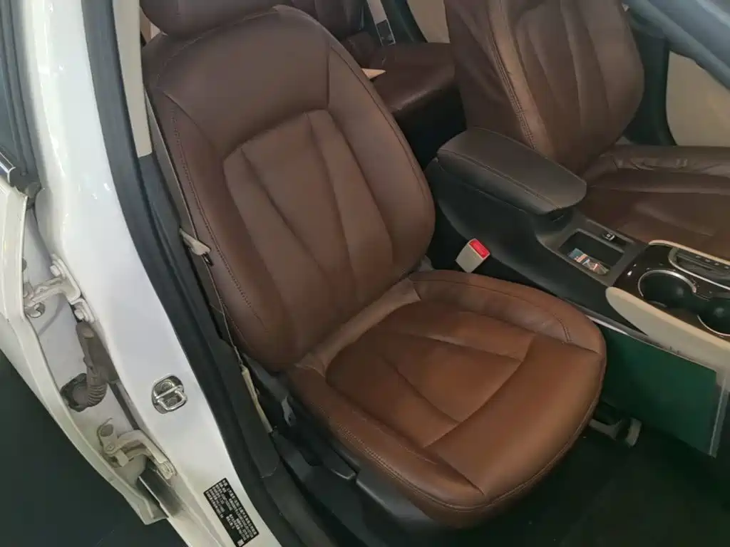 Buick Verano — миниатюра 25