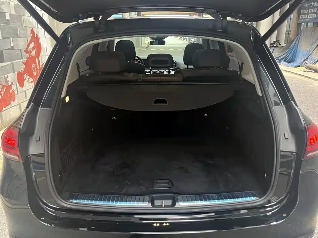 Mercedes-Benz GLE (Import) — миниатюра 7
