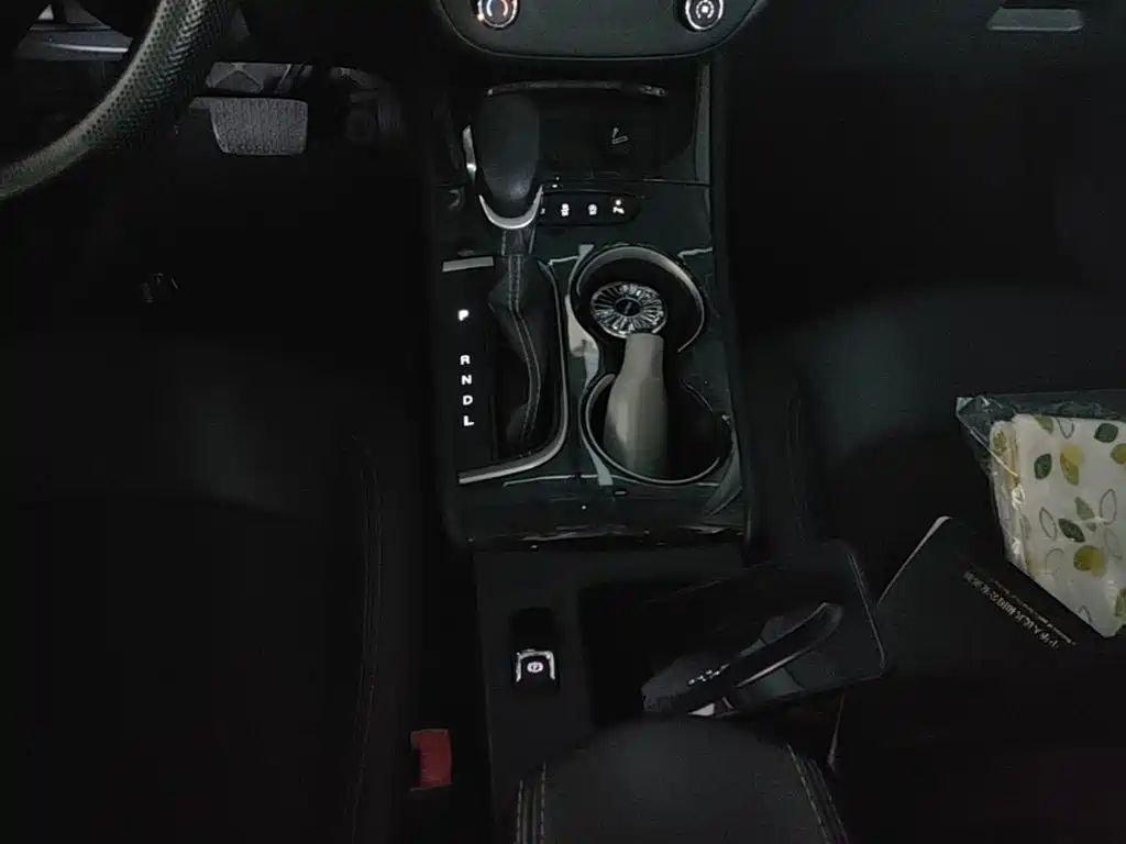 Buick Verano — миниатюра 14