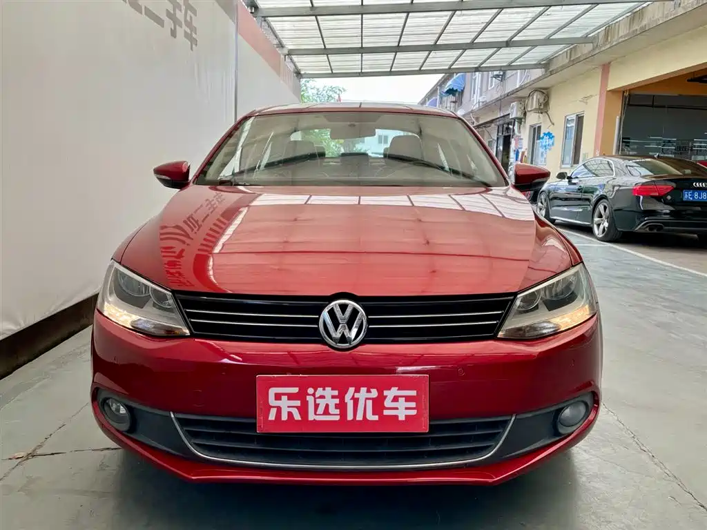 Volkswagen Sagitar 2012 1.4TSI AT Luxury
