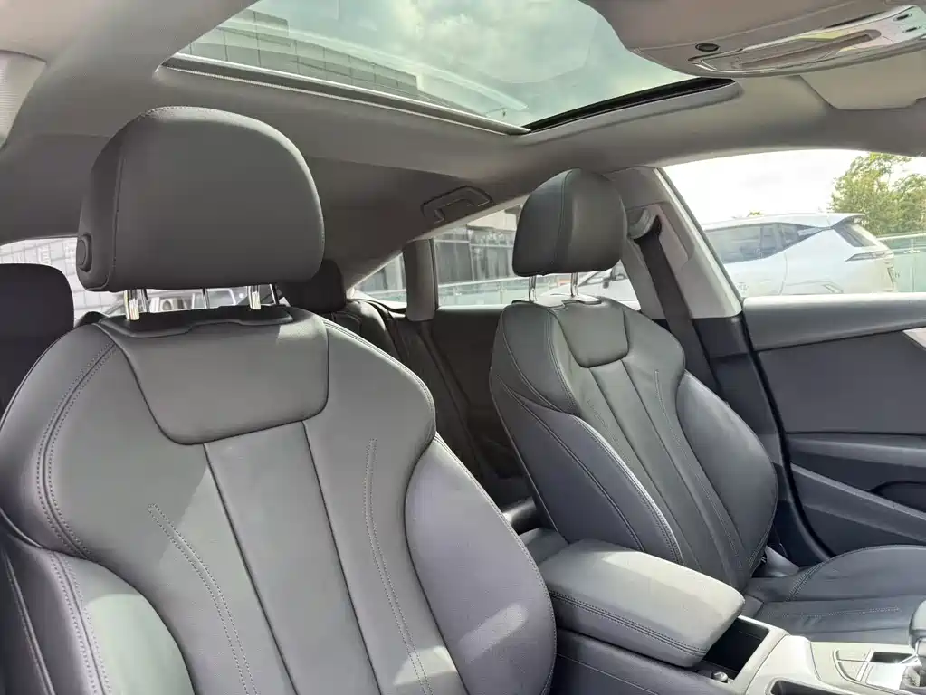 Audi A5 (Import) — миниатюра 38