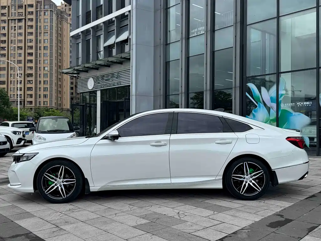 Honda Inspire 2022 260TURBO